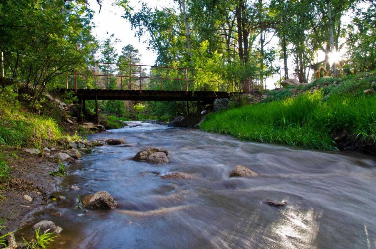 Tiny Two, 2 Bedrooms, Midtown, Sleeps 4 Ruidoso Exterior photo